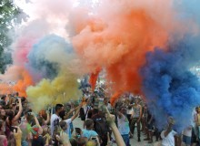 Фестиваль красок и цветного дыма